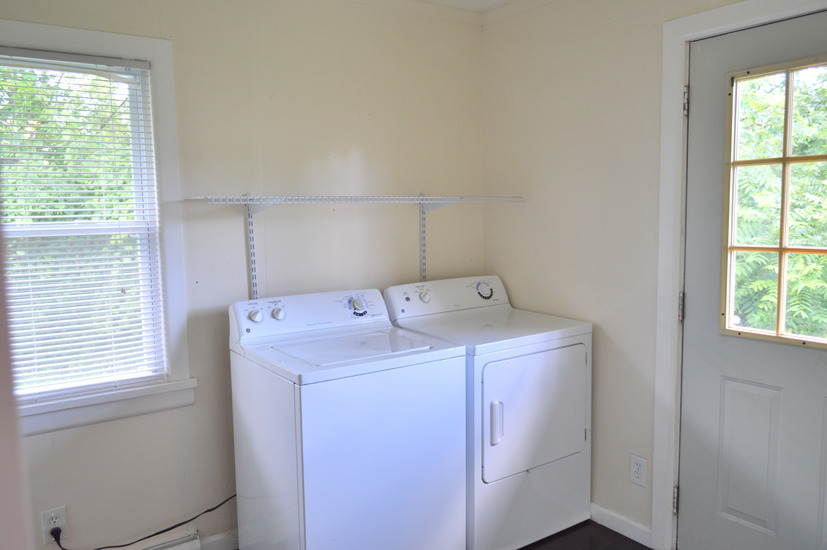 Free Laundry Room