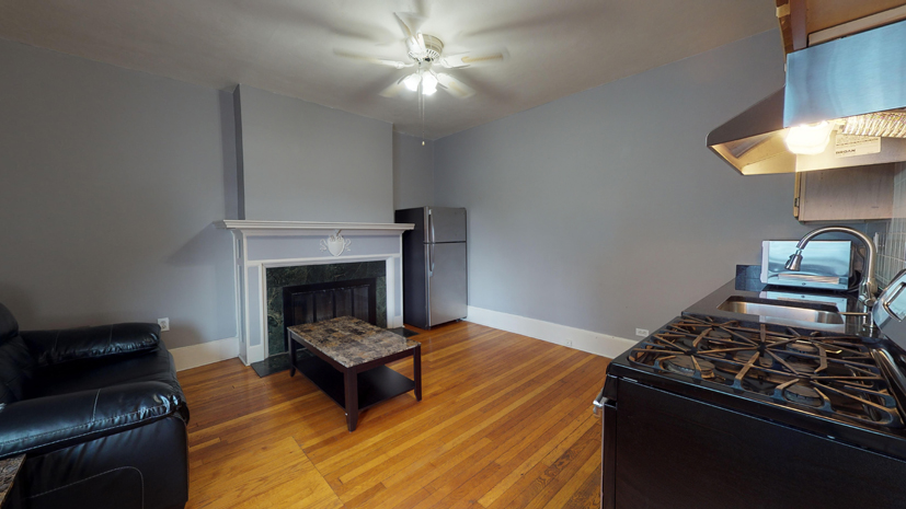 Living Room/Kitchen